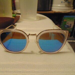 Vicci Designer Women's Sunglasses